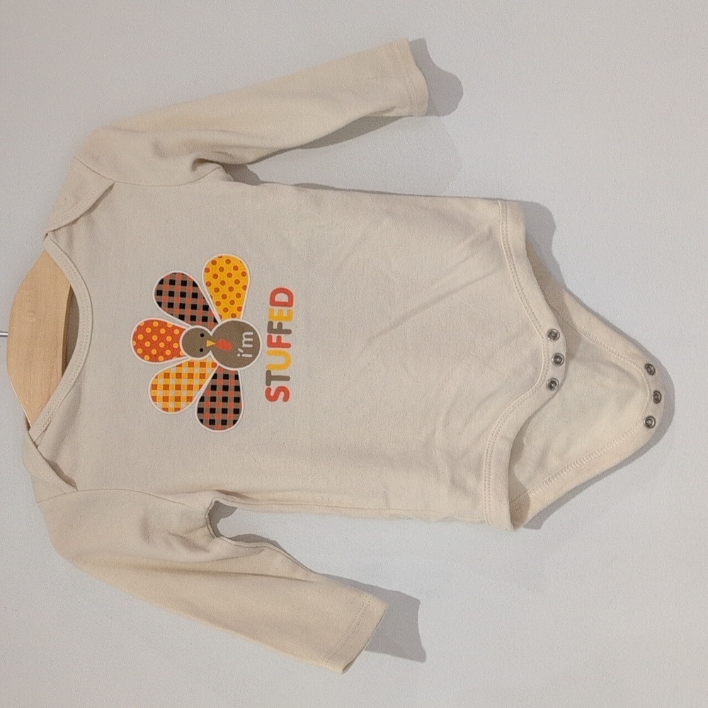 "I'm Stuffed" Novelty Turkey Thanksgiving Graphic Tee Onesie size 12-18M (3/$15)
